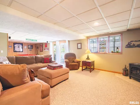 Living - 9913 W Guinivere Dr, Mapleton, IL 61547 photo 5 of 7
