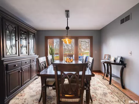 Dining - 9913 W Guinivere Dr, Mapleton, IL 61547 photo 1 of 7