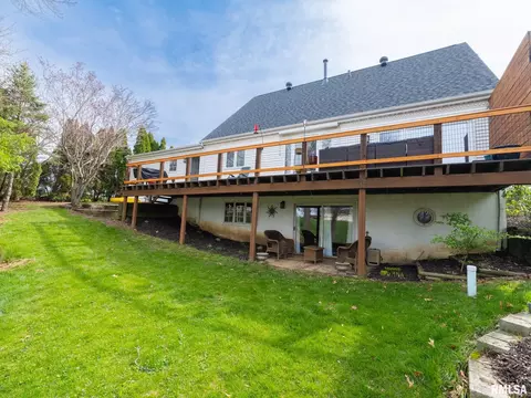 Exterior - 9913 W Guinivere Dr, Mapleton, IL 61547 photo 12 of 16