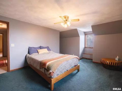 Bedroom - 9913 W Guinivere Dr, Mapleton, IL 61547 photo 5 of 9