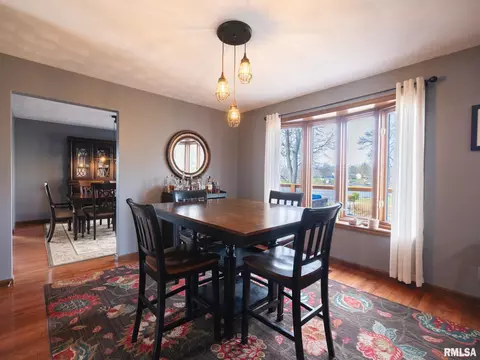 Dining - 9913 W Guinivere Dr, Mapleton, IL 61547 photo 5 of 7