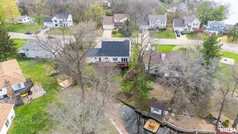View/Area - 9913 W Guinivere Dr, Mapleton, IL 61547 photo 3 of 5