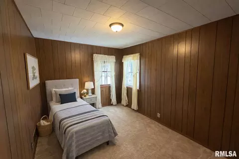 Bedroom - 1218 Mckinley St, Lowpoint, IL 61545 photo 1 of 4