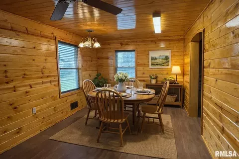 Dining - 1218 Mckinley St, Lowpoint, IL 61545 photo 1 of 2