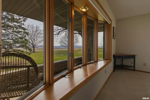 Exterior - 868 E County Highway 3 Hwy, Table Grove, IL 61482 photo 1 of 9