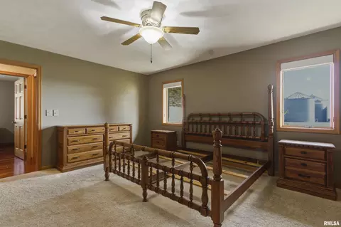 Bedroom - 868 E County Highway 3 Hwy, Table Grove, IL 61482 photo 1 of 4