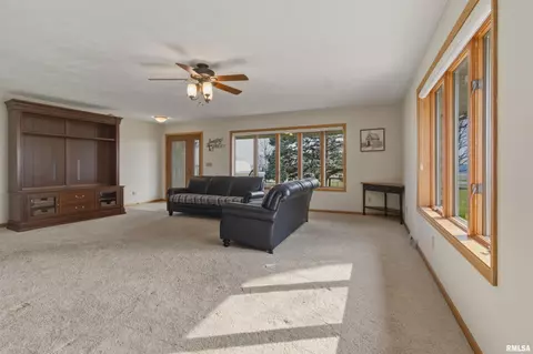 Living - 868 E County Highway 3 Hwy, Table Grove, IL 61482 photo 1 of 1