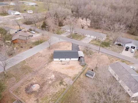1705 E Pickett Ln, Marion, IL 62959 photo 37