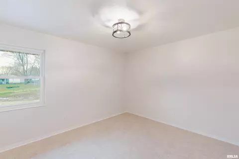 1705 E Pickett Ln, Marion, IL 62959 photo 16
