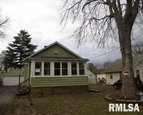 3908 S Lauder Ave, Bartonville, IL 61607