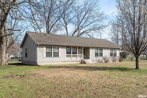 465 Main St, Vergennes, IL 62994