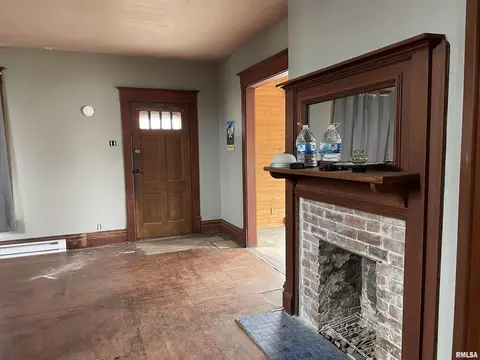 Other - 203 E Washington St, Avon, IL 61415 photo 3 of 9