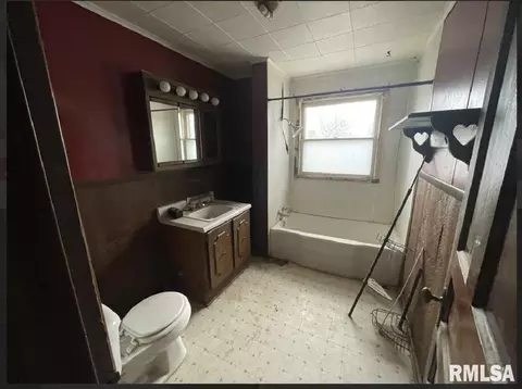 Bath - 203 E Washington St, Avon, IL 61415 photo 2 of 4