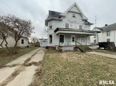 Other - 203 E Washington St, Avon, IL 61415 photo 2 of 9