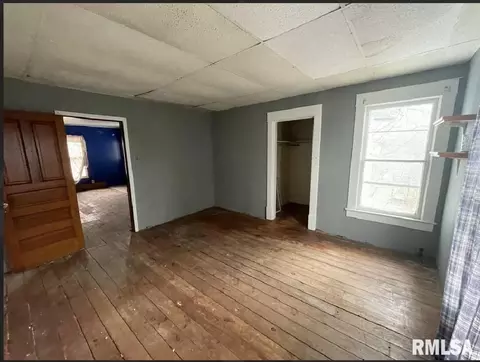 Bedroom - 203 E Washington St, Avon, IL 61415 photo 5 of 6