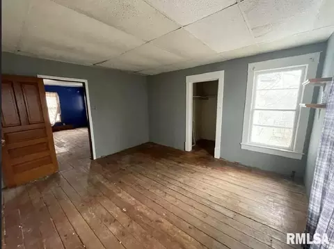 Bedroom - 203 E Washington St, Avon, IL 61415 photo 4 of 6