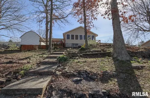 50 Shaw Rd, Creal Springs, IL 62922