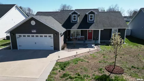 12387 Bermuda Dr, Marion, IL 62959