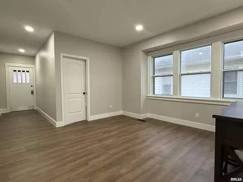 Other - 112 E Gift Ave, Peoria, IL 61603 photo 3 of 8