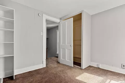 Bedroom - 908 E Behrends Ave, Peoria, IL 61603 photo 5 of 7
