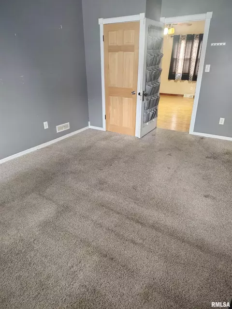 Other - 646 E Locust St, Canton, IL 61520 photo 5 of 7