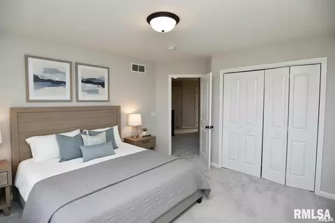 Bedroom - 1260 Silver Oak Cir, Normal, IL 61761 photo 5 of 5