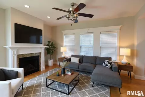 Living - 1260 Silver Oak Cir, Normal, IL 61761 photo 2 of 2