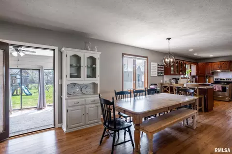 Dining - 2944 Delora Ln, Herrin, IL 62948 photo 1 of 1