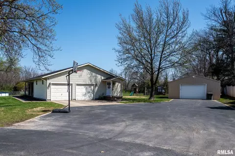 Exterior - 2944 Delora Ln, Herrin, IL 62948 photo 7 of 7