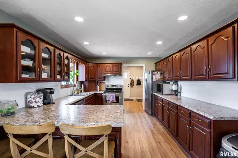 Kitchen - 2944 Delora Ln, Herrin, IL 62948 photo 1 of 3