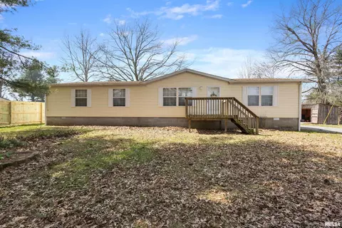 16000 Liberty School Rd, Marion, IL 62959