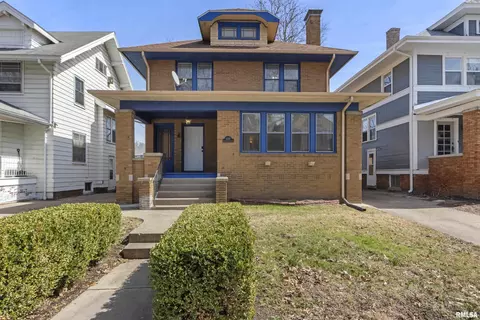 1210 N Elmwood Ave, Peoria, IL 61606