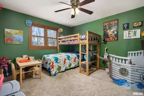 Bedroom - 4304 S Arn Ct, Mapleton, IL 61547 photo 6 of 6
