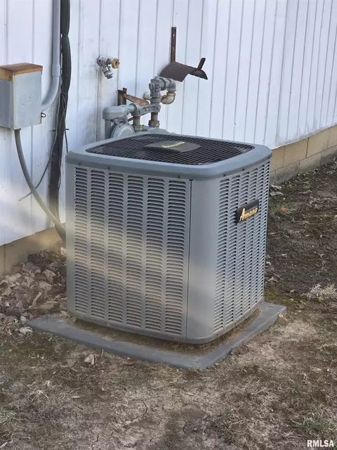 Other - 917 E Baker St, Bloomington, IL 61701 photo 7 of 9