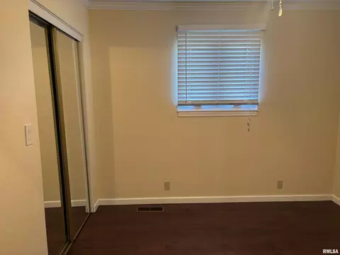 Bedroom - 3 Brock Ln, Murphysboro, IL 62966 photo 2 of 3