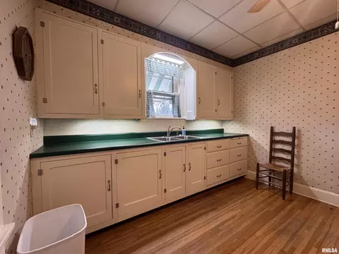 Kitchen - 422 N Randolph St, Macomb, IL 61455 photo 3 of 6