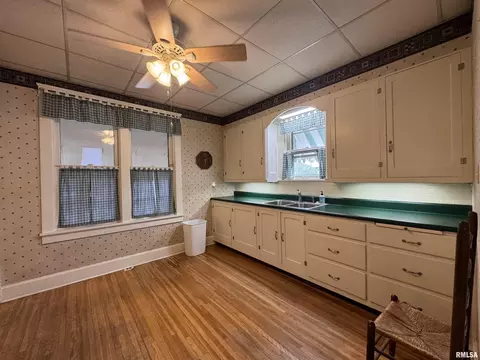 Kitchen - 422 N Randolph St, Macomb, IL 61455 photo 1 of 6
