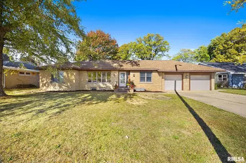 205 W Glen Ave, Peoria, IL 61614