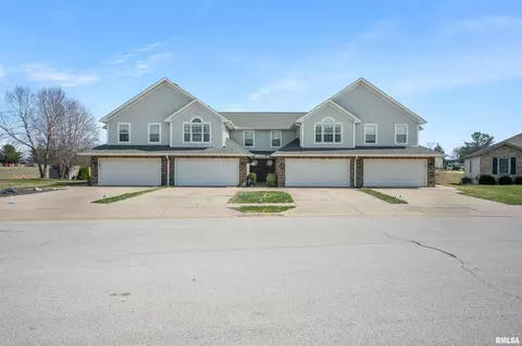 44 Brooke Cir, Morton, IL 61550