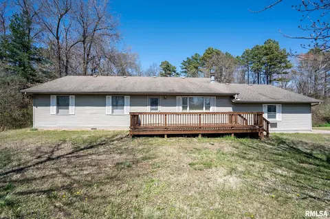 14014 Corinth Rd, Johnston City, IL 62951