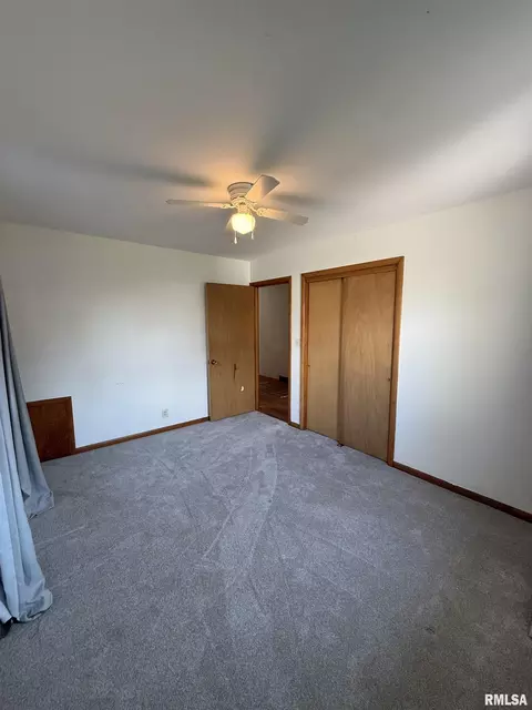 Bedroom - 820 Jamie Ln, Macomb, IL 61455 photo 1 of 6