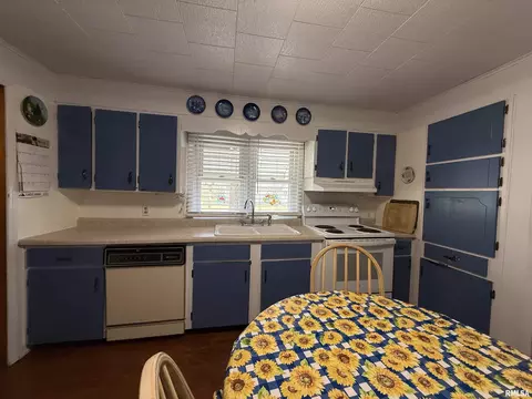 Kitchen - 101 N 32nd St, Herrin, IL 62948 photo 1 of 2