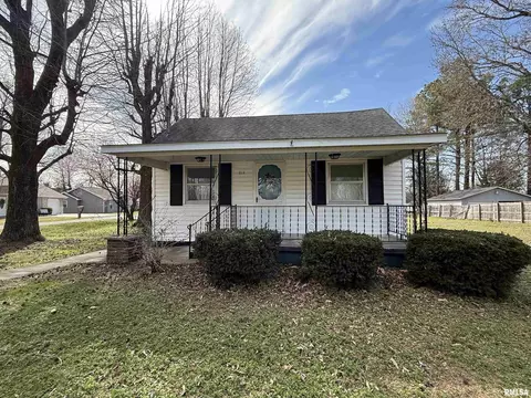 101 N 32nd St, Herrin, IL 62948
