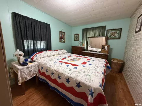 Bedroom - 101 N 32nd St, Herrin, IL 62948 photo 1 of 4