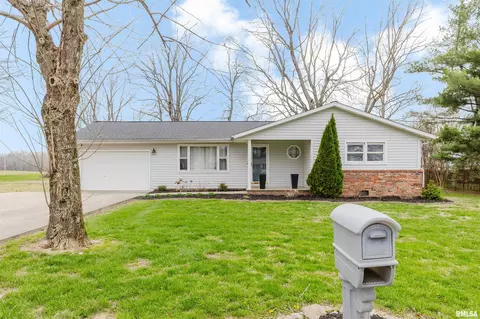 2901 Delora Ln, Herrin, IL 62948