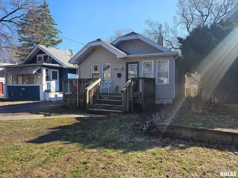 2226 N Ellis Ave, Peoria, IL 61604