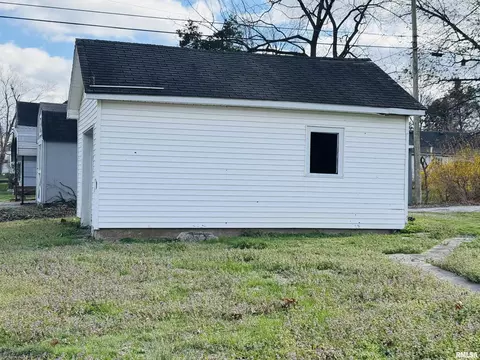 Other - 1500 W Tyler St, Herrin, IL 62948 photo 6 of 6