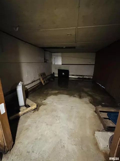 Other - 1500 W Tyler St, Herrin, IL 62948 photo 5 of 6