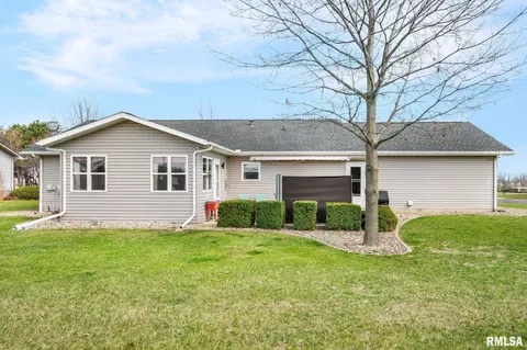 Exterior - 901 N Easy St, Roanoke, IL 61561 photo 4 of 6