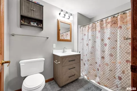 Bath - 901 N Easy St, Roanoke, IL 61561 photo 1 of 3